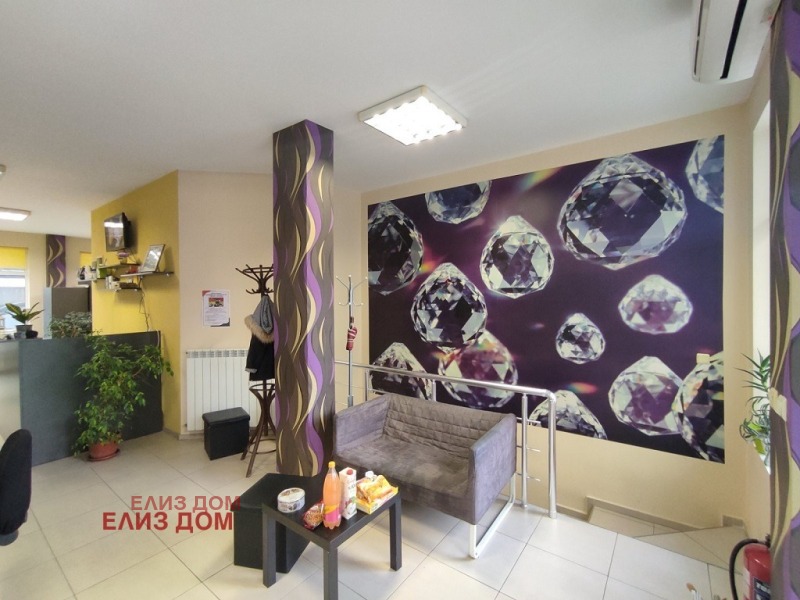 In vendita  Ufficio Varna , Okragna bolnitsa-Generali , 103 mq | 54500879