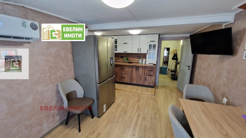 For Sale  House Floor Ruse , Druzhba 2 , 110 sq.m | 18973476 - image [2]