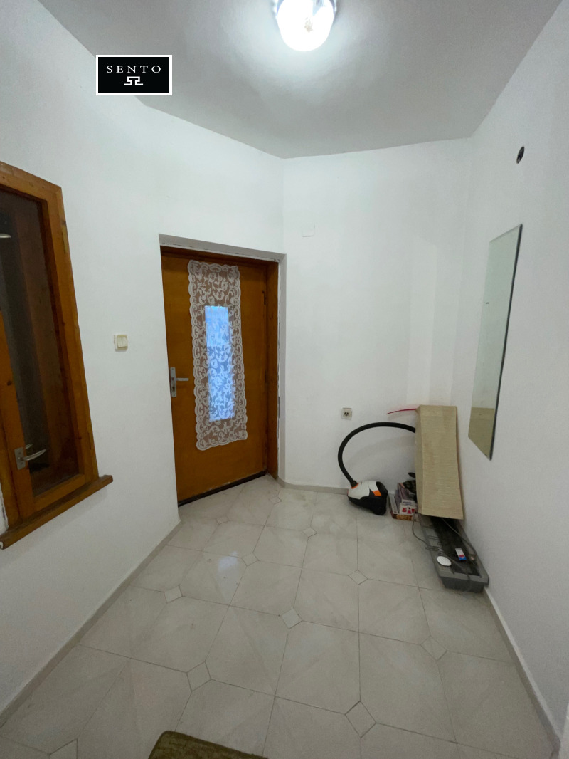 Продава КЪЩА, гр. Свищов, област Велико Търново, снимка 8 - Къщи - 52593876