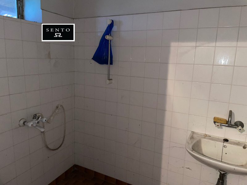 Продава КЪЩА, гр. Свищов, област Велико Търново, снимка 11 - Къщи - 52593876