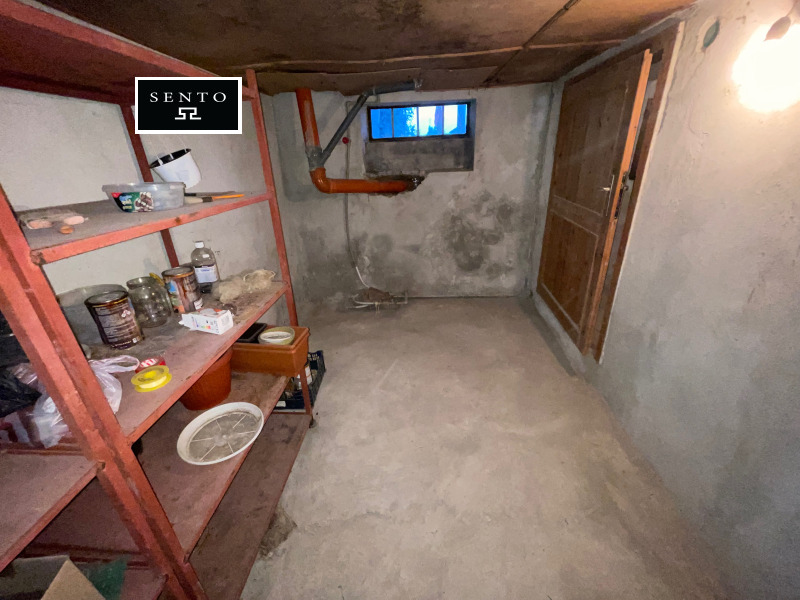 Продава КЪЩА, гр. Свищов, област Велико Търново, снимка 12 - Къщи - 52593876