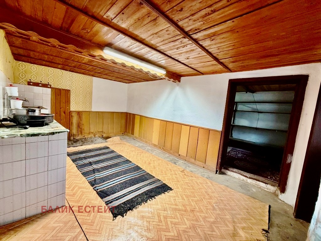 Продава КЪЩА, с. Люляково, област Добрич, снимка 14 - Къщи - 54528030