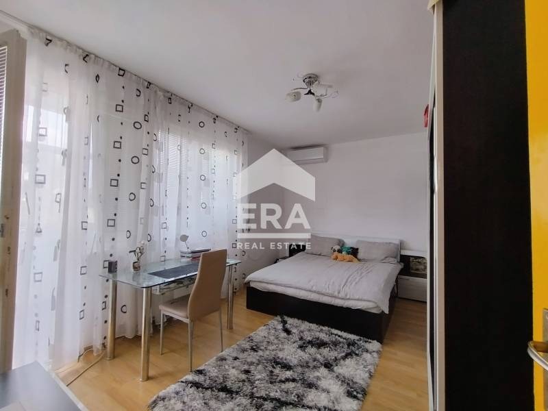 Продава ЕТАЖ ОТ КЪЩА, гр. Кърджали, Байкал, снимка 10 - Етаж от къща - 54868899