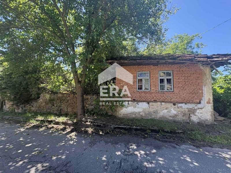 Продава КЪЩА, с. Ялово, област Велико Търново