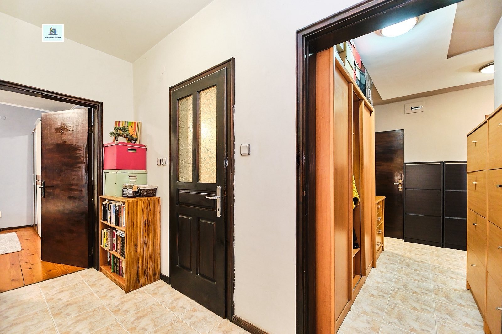 Продава 3-СТАЕН, гр. София, Овча купел, снимка 10 - Апартаменти - 54954795