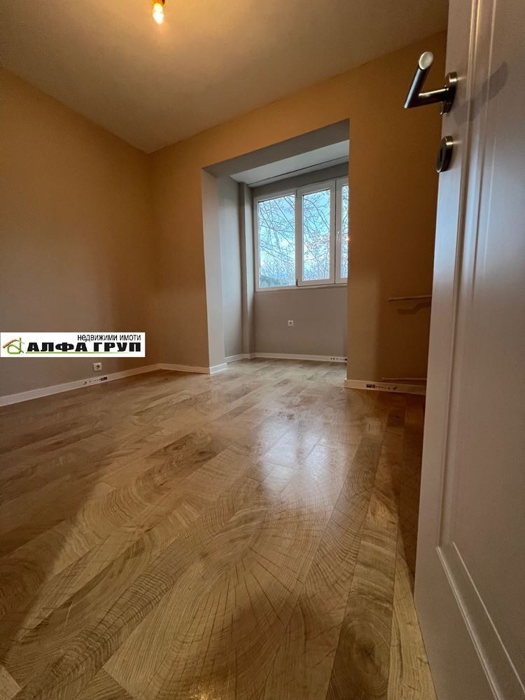 Продава 1-СТАЕН, гр. София, Света Троица, снимка 11 - Апартаменти - 56030318