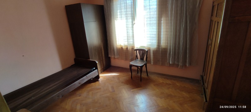 Продава  3-стаен област Габрово , гр. Севлиево , 85 кв.м | 52631940 - изображение [4]