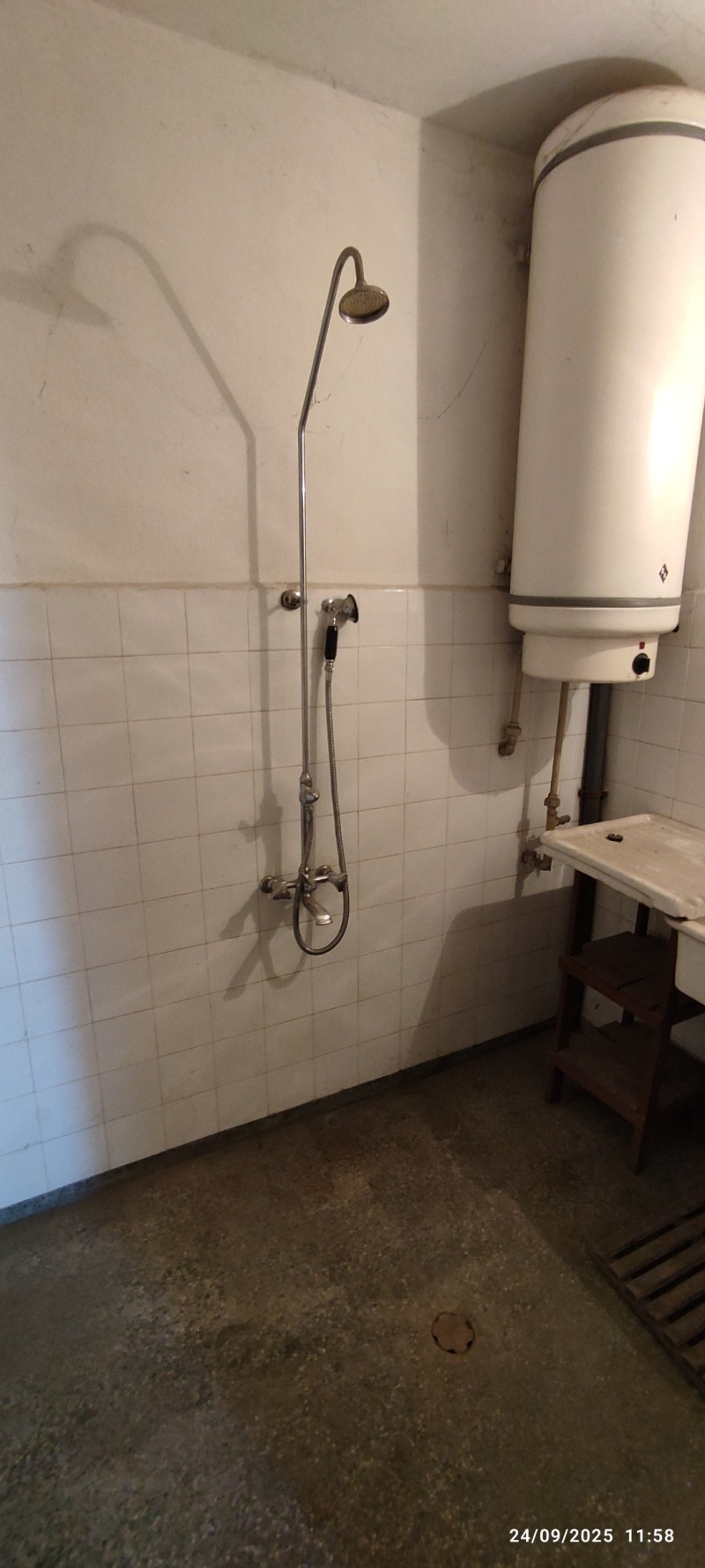 Продава  3-стаен област Габрово , гр. Севлиево , 85 кв.м | 52631940 - изображение [2]