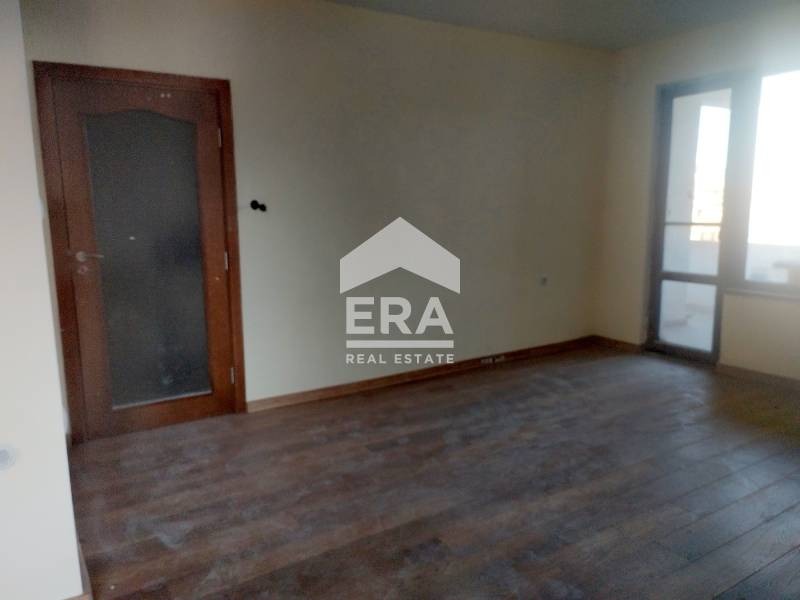 Te koop  Maisonnette Jambol , Vasil Levski , 120 m² | 39824271 - afbeelding [3]
