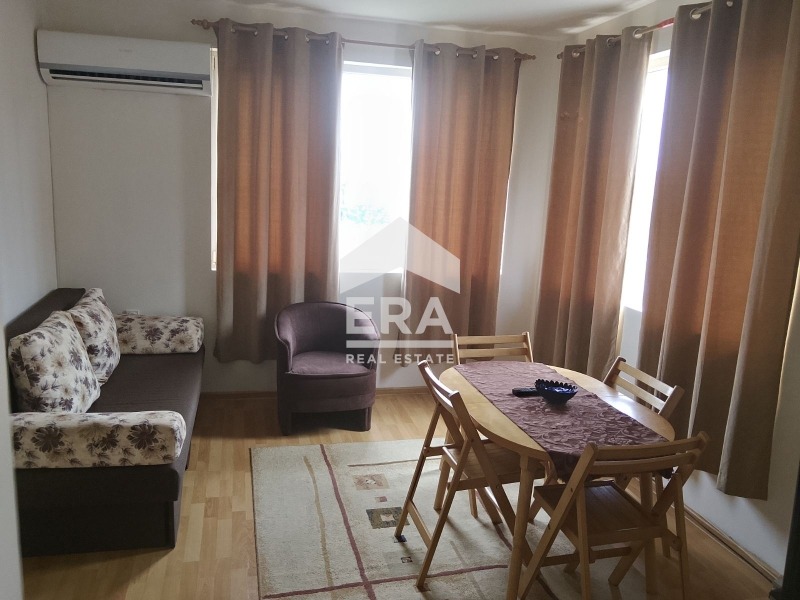 Продава КЪЩА, гр. Вълчи дол, област Варна, снимка 2 - Къщи - 55308906