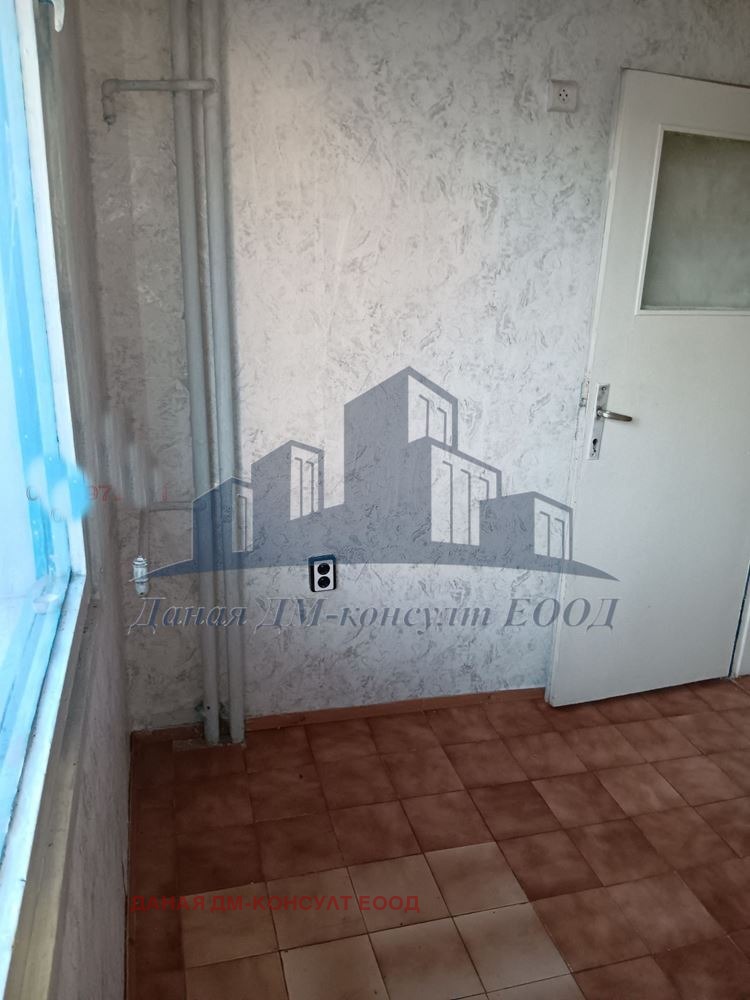 Продава 2-СТАЕН, гр. Шумен, Добруджански, снимка 11 - Aпартаменти - 48952943