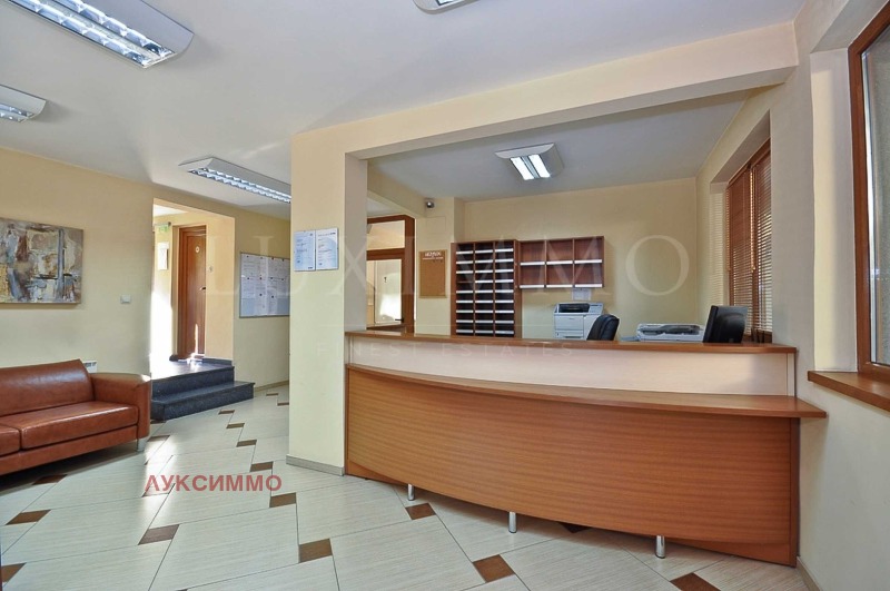 In vendita  Ufficio Sofia , Iavorov , 1032 mq | 63209529 - Immagine [2]