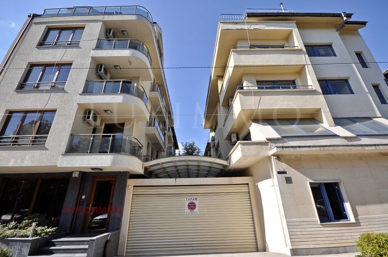 Te koop  Kantoor Sofia , Javorov , 1032 m² | 63209529 - afbeelding [9]