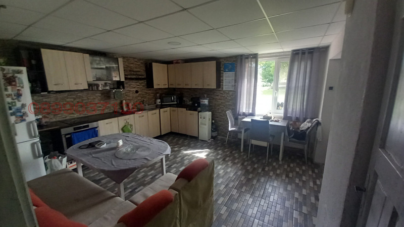 Продава КЪЩА, с. Долни Раковец, област Перник, снимка 4 - Къщи - 52785827