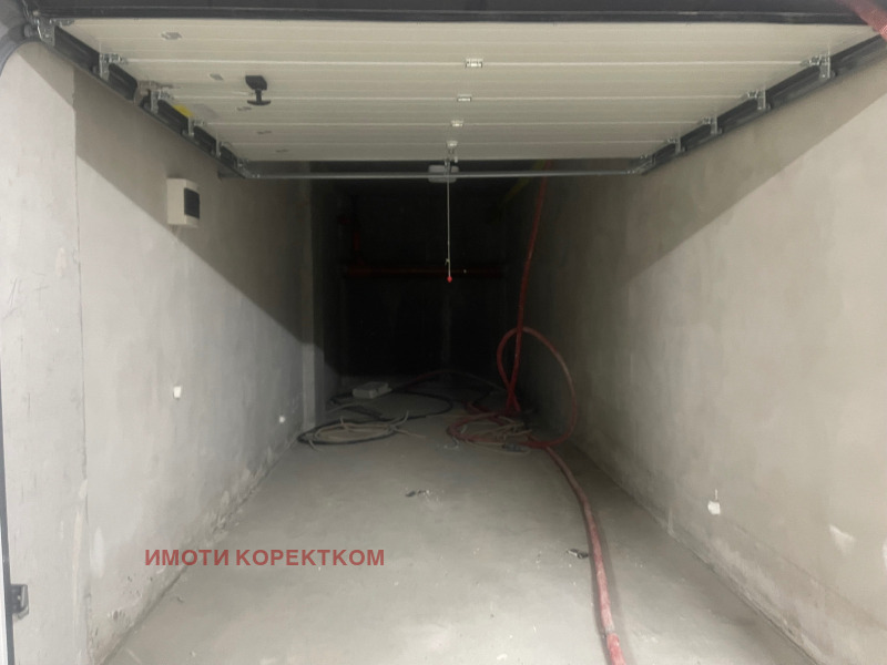 Na prodej  1 ložnice Sofia , Mladost 4 , 76 m2 | 22710060 - obraz [16]