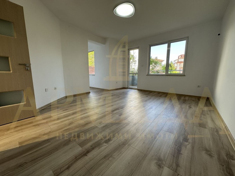 Til salgs  2 soverom Plovdiv , Kjusjuk Parisj , 91 kvm | 93802704