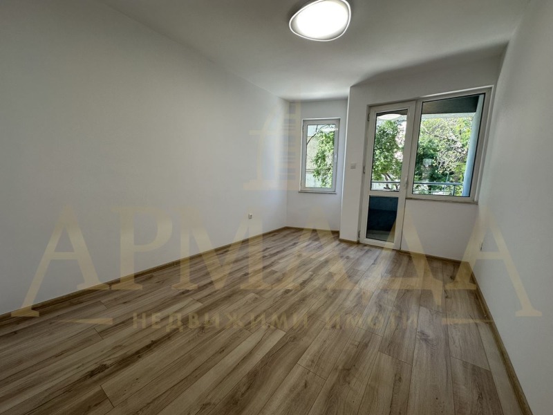 Til salgs  2 soverom Plovdiv , Kjusjuk Parisj , 91 kvm | 93802704 - bilde [4]