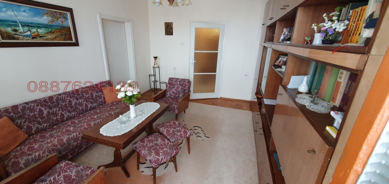 Продава 3-СТАЕН, гр. Бургас, Лазур, снимка 3 - Апартаменти - 52769855