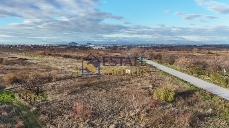 Продава ПАРЦЕЛ, с. Брестник, област Пловдив