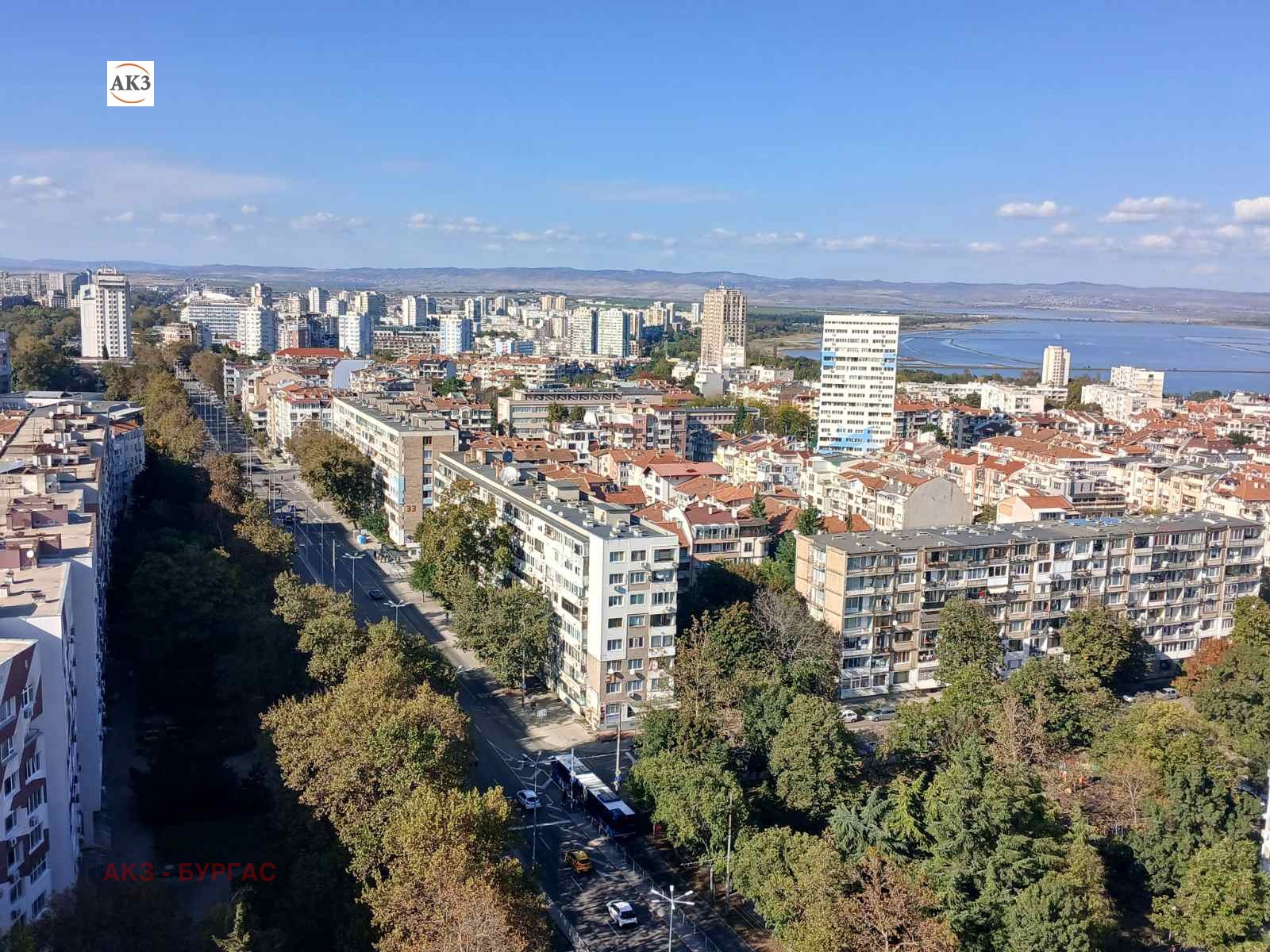 Продава 4-СТАЕН, гр. Бургас, Център, снимка 2 - Апартаменти - 45978320