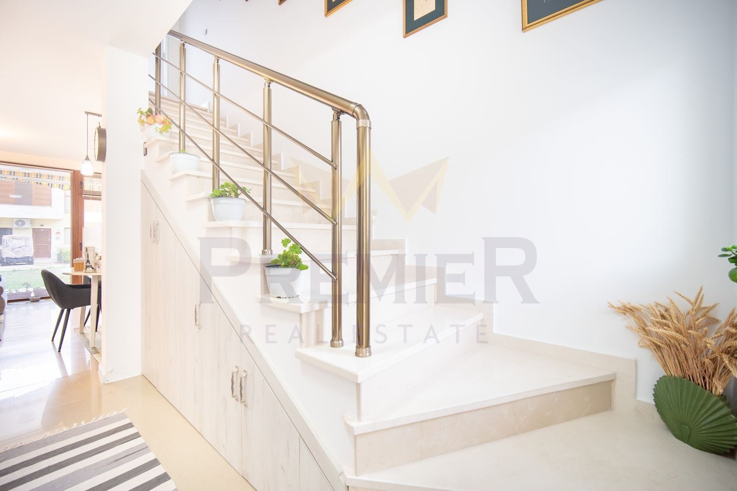 Продава КЪЩА, гр. Балчик, област Добрич, снимка 12 - Къщи - 54036992