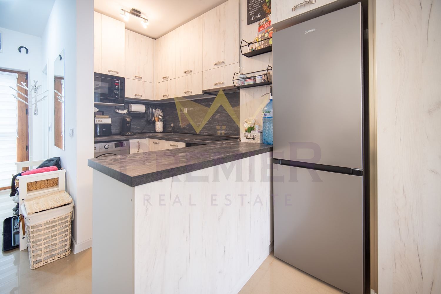 Продава КЪЩА, гр. Балчик, област Добрич, снимка 4 - Къщи - 54036992