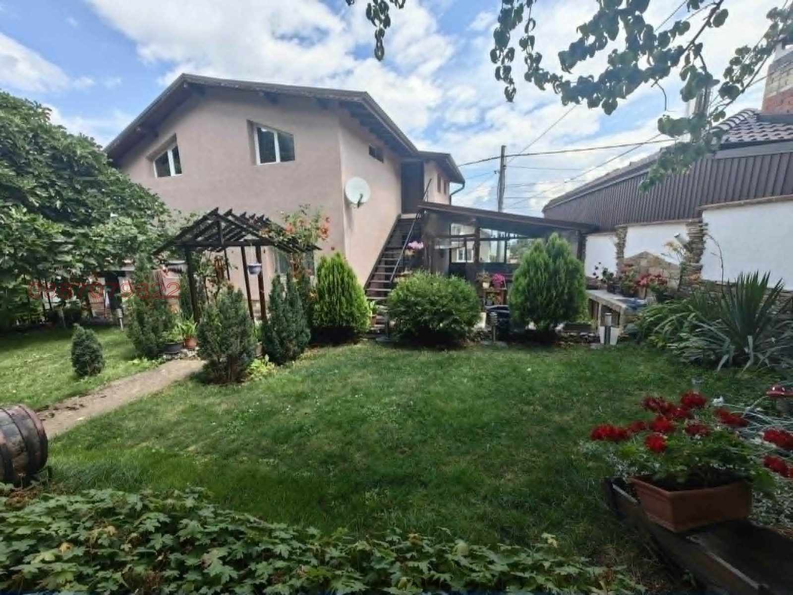 Продава КЪЩА, гр. София, с. Лозен, снимка 2 - Къщи - 55259671