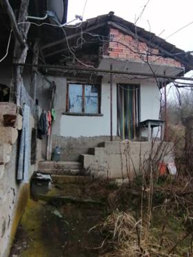 Продажба на имоти в с. Средногорово, област Стара Загора - изображение 1 