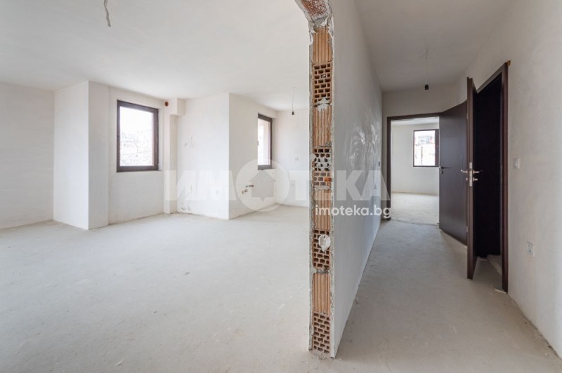 Myytävänä  1 makuuhuone Varna , m-t Dolna Traka , 85 neliömetriä | 85076770 - kuva [2]
