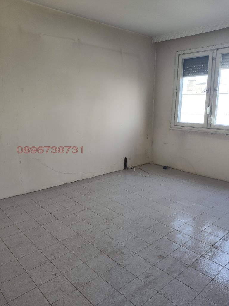 Продава 2-СТАЕН, гр. Стара Загора, Железник - изток, снимка 2 - Апартаменти - 55728109