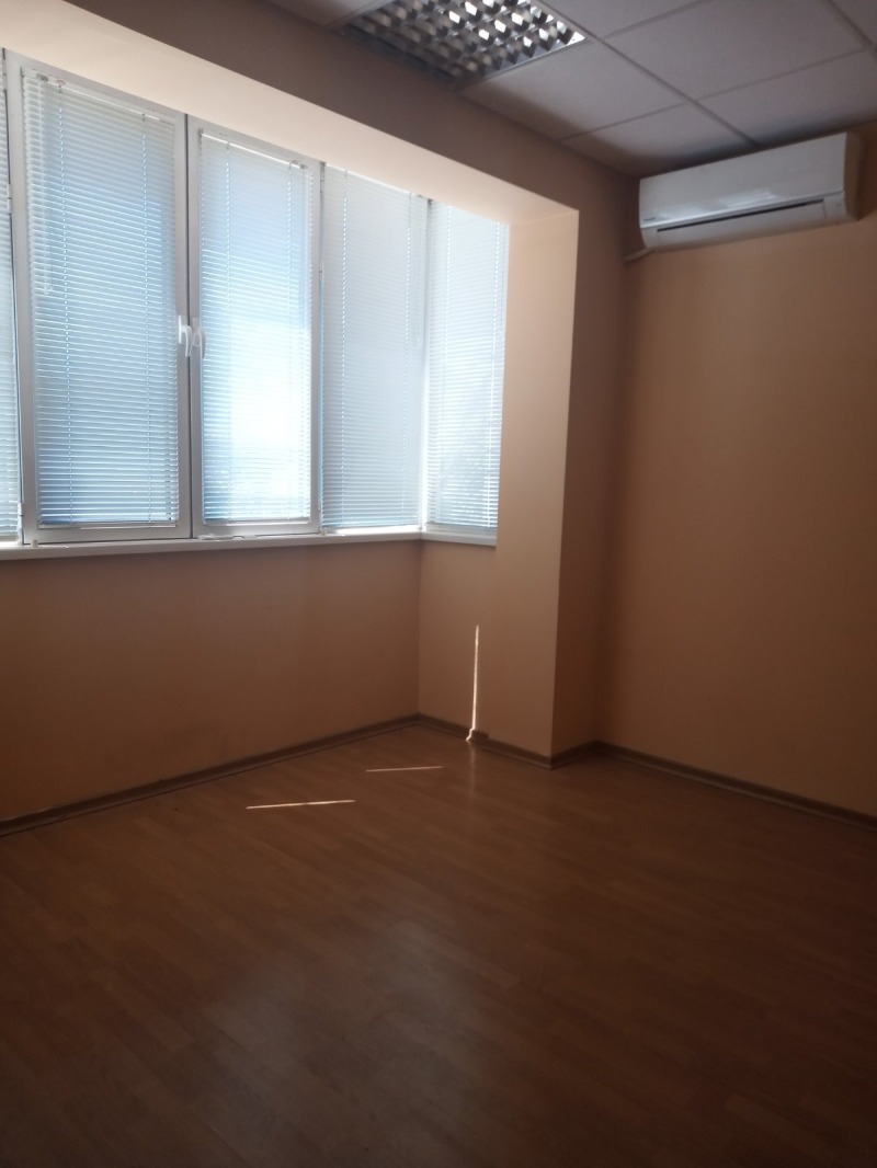 Na prodej  2 ložnice Sofia , Zona B-18 , 84 m2 | 56538294 - obraz [3]