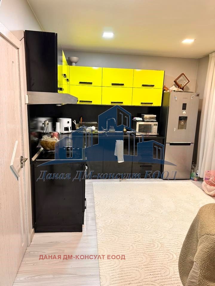 Продава 3-СТАЕН, гр. Шумен, Център, снимка 5 - Апартаменти - 53908089