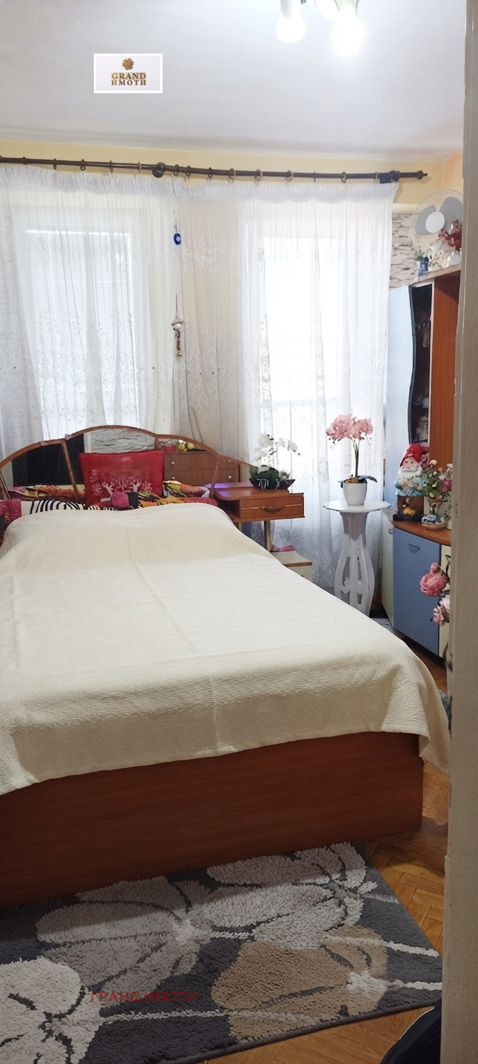 Продава 3-СТАЕН, гр. Русе, Център