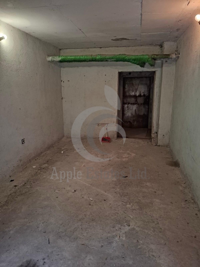 Продаја  Гараге Софија , Банишора , 16 м2 | 35226765 - слика [2]
