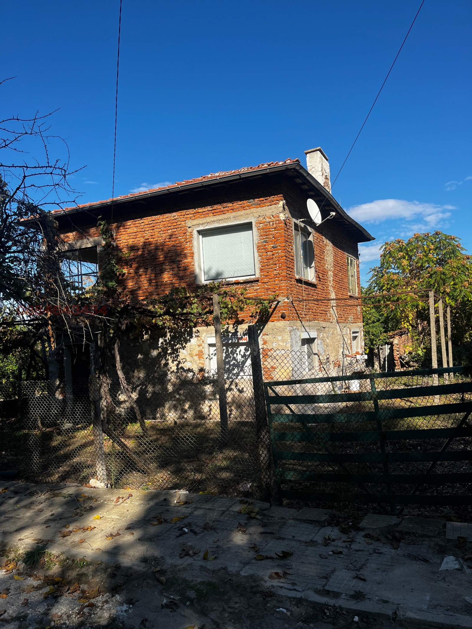 Продава КЪЩА, с. Брестовица, област Пловдив, снимка 2 - Къщи - 56683208