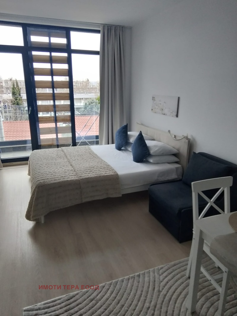 Продава 1-СТАЕН, област Добрич, с. Кранево • 79000 € / 154510.57 лв. • 98012944 1