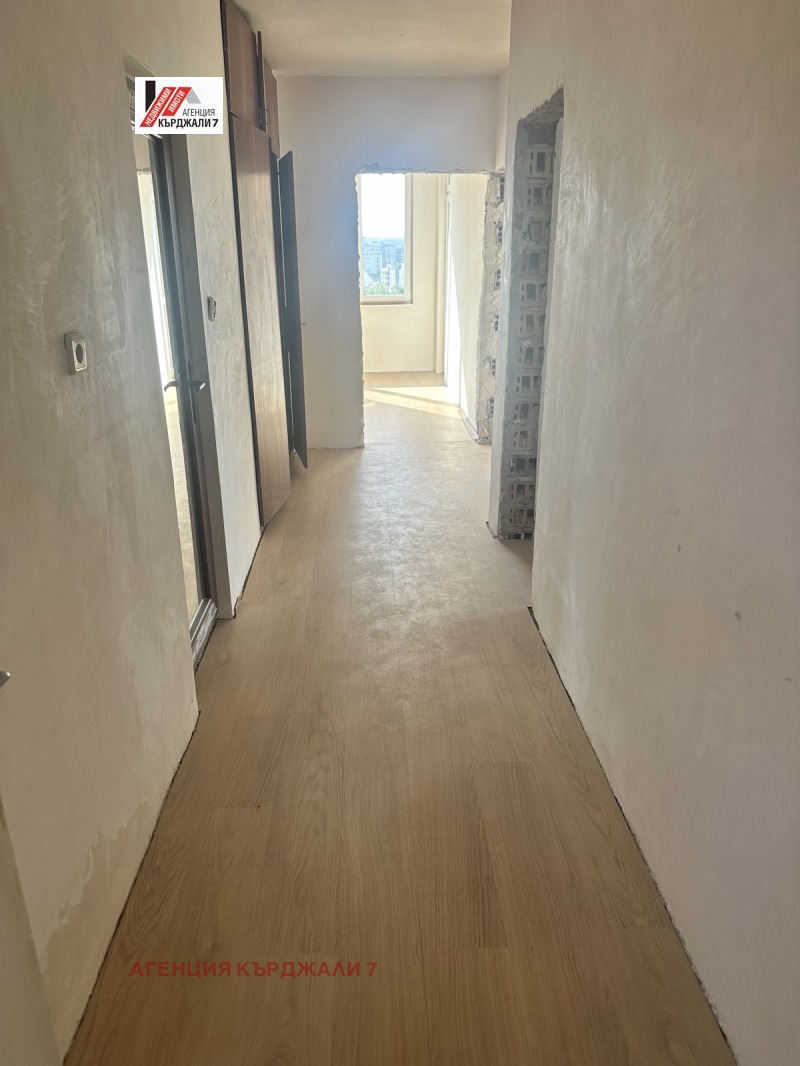 Продава  3-стаен град Кърджали , Център , 60 кв.м | 98336484 - изображение [3]
