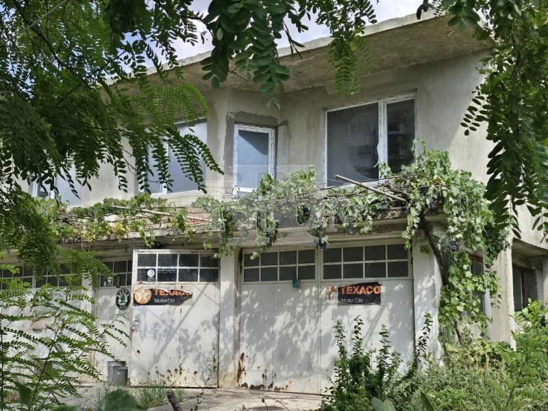 For Sale  House Varna , Vazrazhdane 3 , 176 sq.m | 98215378 - image [2]