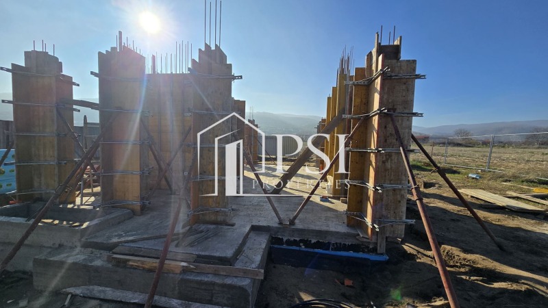 Продава КЪЩА, с. Първенец, област Пловдив, снимка 13 - Къщи - 51432095