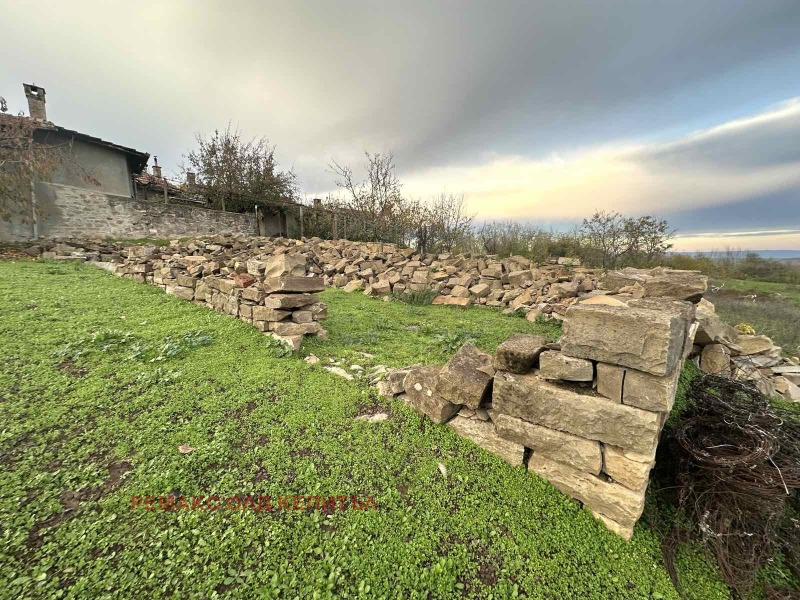 Продава КЪЩА, с. Драгижево, област Велико Търново, снимка 6 - Къщи - 52462786