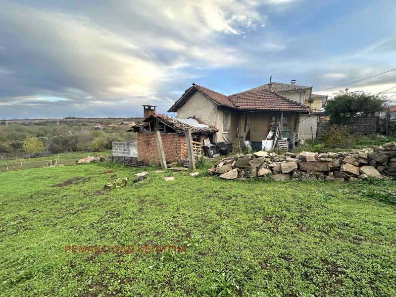 Продава КЪЩА, с. Драгижево, област Велико Търново, снимка 3 - Къщи - 52462786