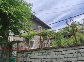 Casa Karlukovo, região Lovech 7