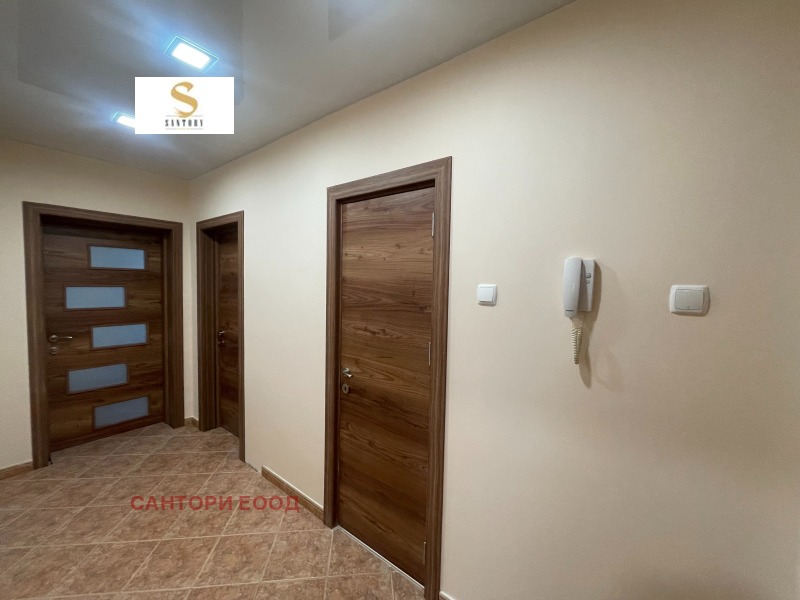 Продава 3-СТАЕН, гр. Варна, Бриз, снимка 3 - Aпартаменти - 48018979