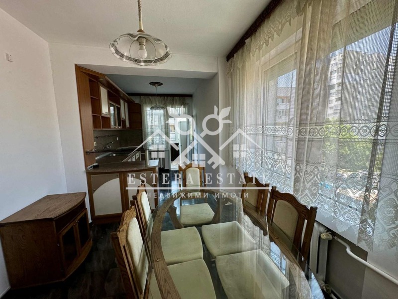 Продава  4-стаен град Шумен , Център , 100 кв.м | 38791699 - изображение [2]