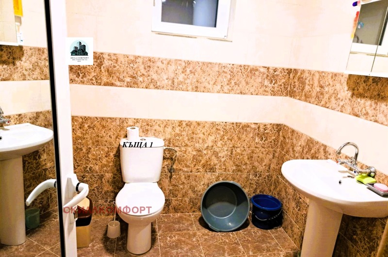 Te koop  Huis regio Sofia , Kostinbrod , 210 m² | 65770800 - afbeelding [4]