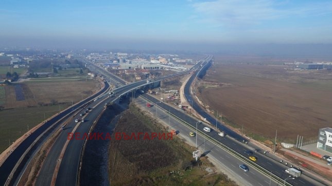 Продава  Парцел град София , Надежда 4 , 8896 кв.м | 56402734