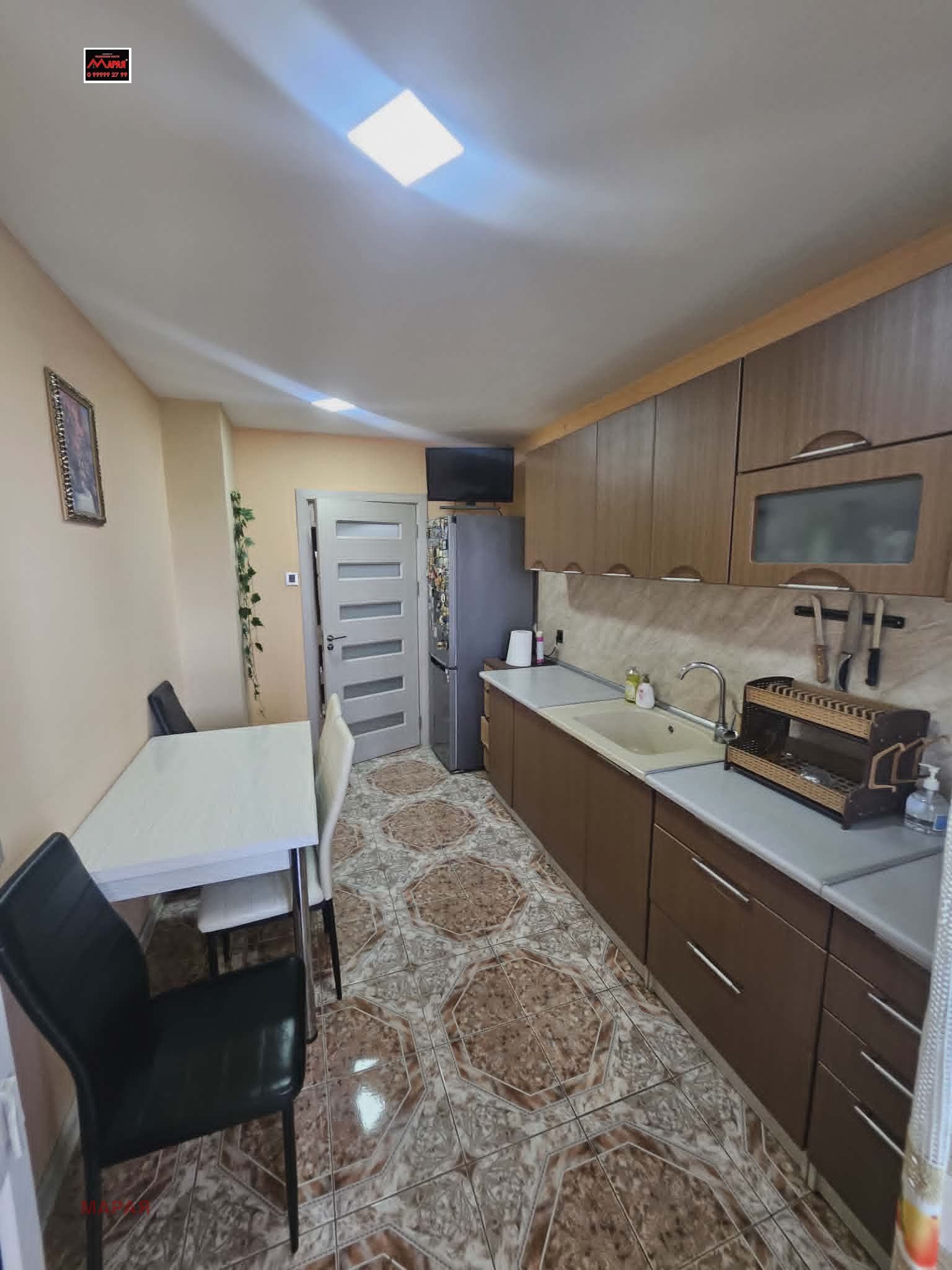 Продава 3-СТАЕН, гр. Русе, Родина 2
