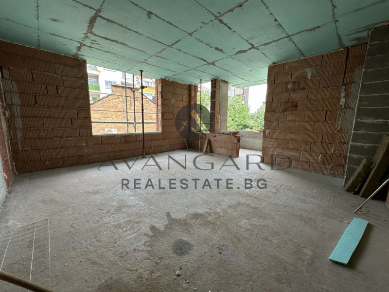 Продава 2-СТАЕН в град Пловдив, Кършияка - 83 кв.м / 145 442 € » 284 459.83 лв., АВАНГАРД РИЪЛ ЕСТЕЙТ