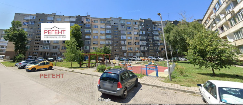 De vânzare  1 dormitor Gabrovo , Țentâr , 65 mp | 43376476