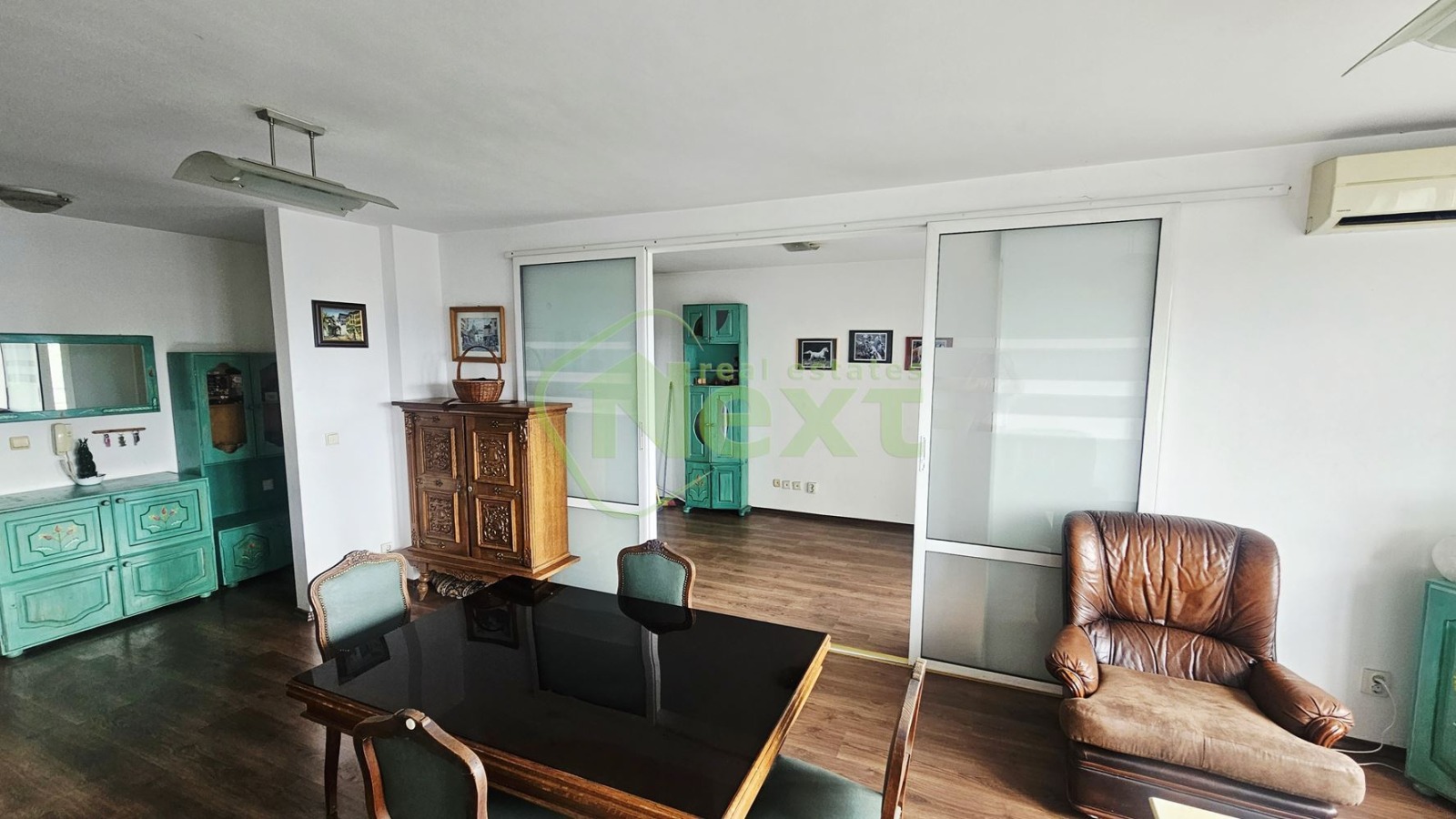 Продава 3-СТАЕН, гр. София, Оборище, снимка 3 - Апартаменти - 55275622